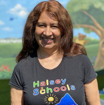 Ms Leticia Loves Teaching in Woodland Hills