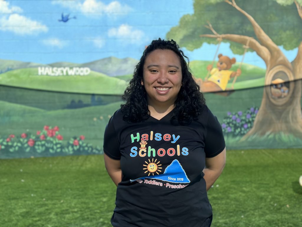 Ms. Amanda love to teacher toddler and preschoolers